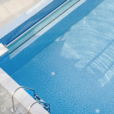 Blue Queen Oceanida Apartment *