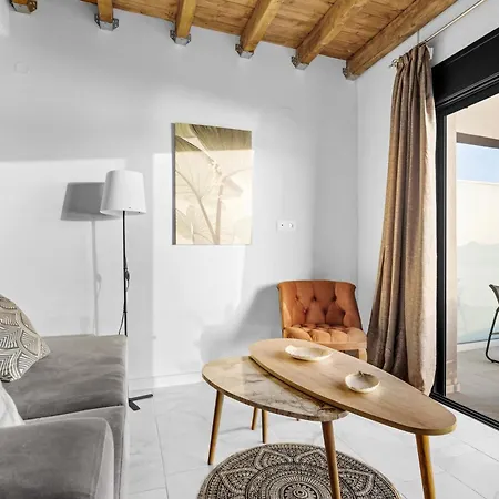 Apartament Blue Queen Oceanida Nikiana